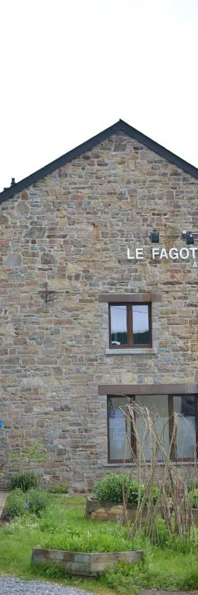 Le Fagotin - Youth hostel，位于斯图蒙的酒店