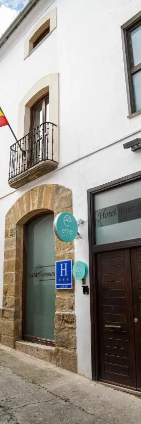 Hotel Baeza Monumental by eme hoteles，位于巴埃萨的酒店