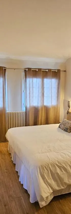 Auberge de la Marine，位于罗斯涅的酒店