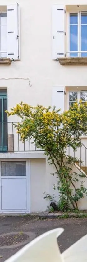 La CasaFamilia - Nantes bord de Loire，位于雷泽的酒店