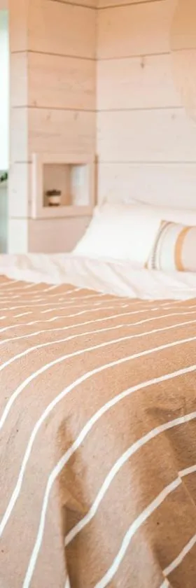Funboard Room includes King Bed and Mini Kitchenette，位于斯廷森海滩的酒店