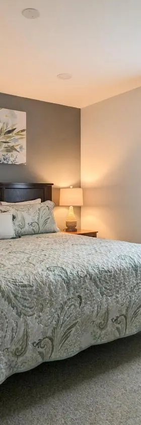 Woodland Apartments - Acadia National Park，位于Tremont的酒店