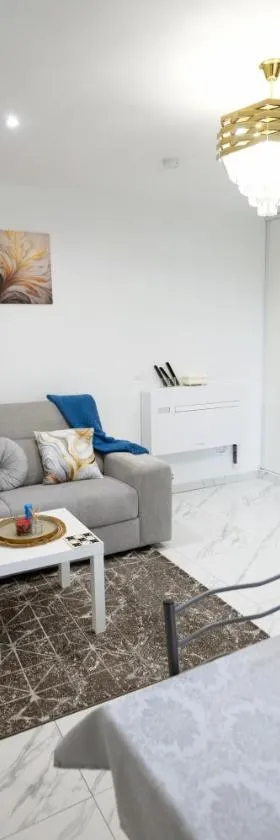 Appartement Bronze 2 pièces de 44 m2，位于诺瓦西勒塞克的酒店