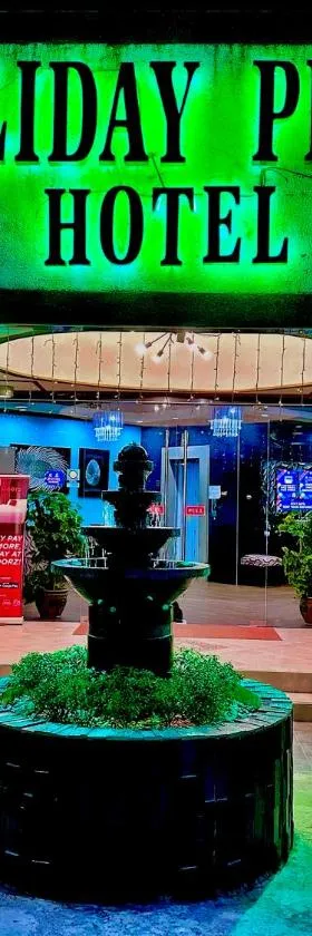 Holiday Plaza Hotel Tuguegarao City，位于土格加劳的酒店