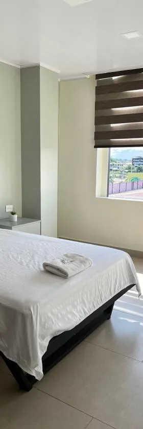 Hotel Amazonas Suite , habitación sencilla，位于新洛哈的酒店