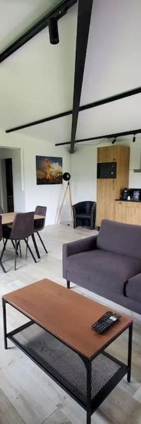 L'ATELIER 5 couchages，位于Malville的酒店