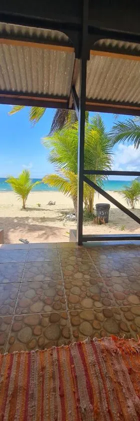Rainbow Tioman Cottage，位于Kampong Juara的酒店