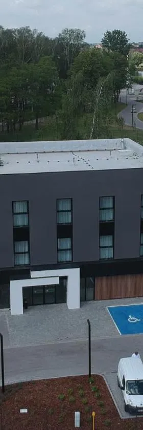 Hotel Igloo，位于克罗托申的酒店