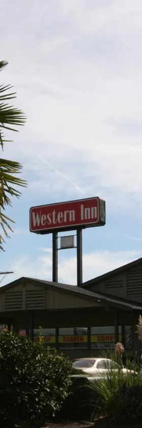 莱克伍德贝斯特韦斯特酒店，位于莱克伍德的酒店