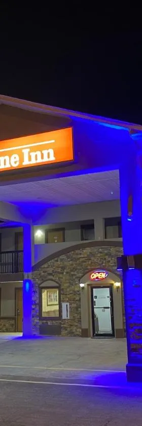 Shelaine Inn，位于Jeffersonville的酒店