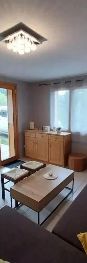 Appartement cosy à Les Belleville 48 m² avec terrasse privée，位于Planvillard的酒店