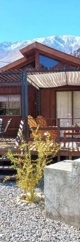Casa Puente en Rivadavia，位于维库尼亚的酒店