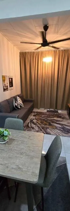 Trio Homestay at Tanah Merah，位于丹那美拉的酒店