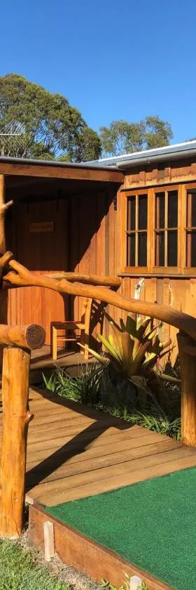 MANGO LODGE River Heads，位于River Heads的酒店