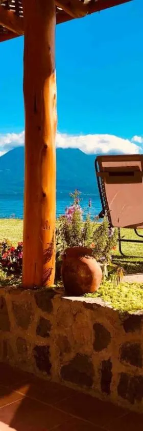 Casa Mariposa San Marcos Atitlán Lakefront Retreat，位于圣马科斯拉拉古纳的酒店