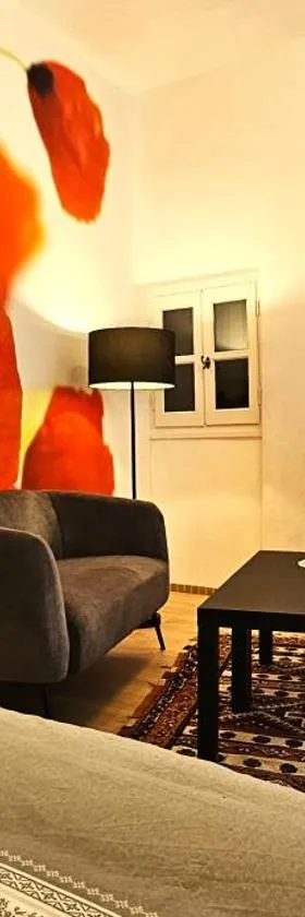 La Belle Maison，位于Avèze的酒店