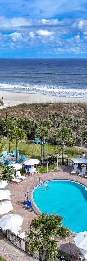 Seahorse Oceanfront Inn，位于海王星海滩的酒店