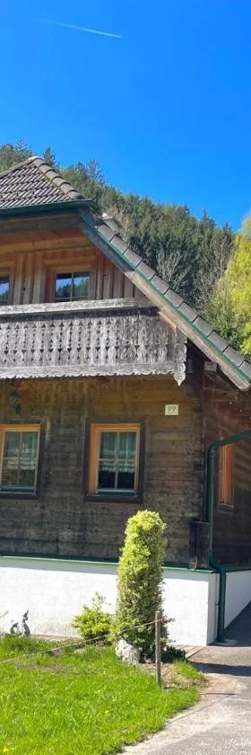 Ferienhaus Naintschbauer，位于安格的酒店