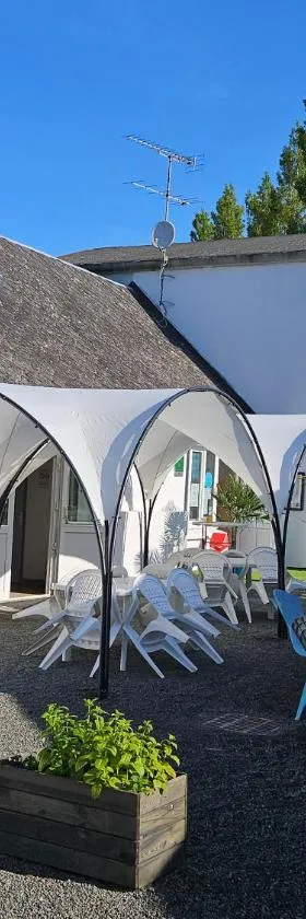 CAMPING LES GRAVELETS 2étoiles，位于Montmartin-sur-Mer的酒店