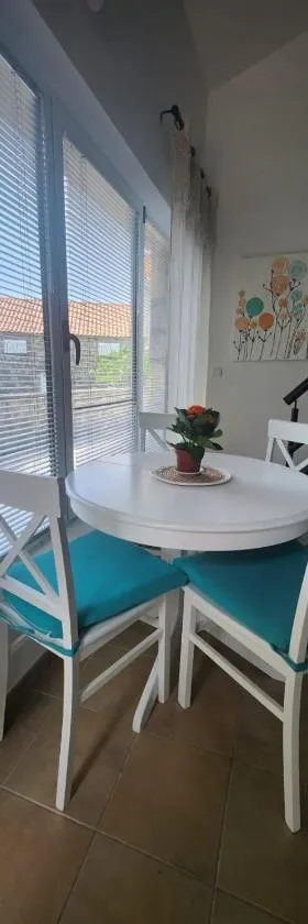 Chill zone houses Katun Reževići，位于Katun的酒店