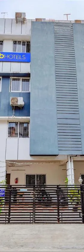 Fabhotel Tristar Residency - Nr Tambaram Railway Station，位于钦奈的酒店