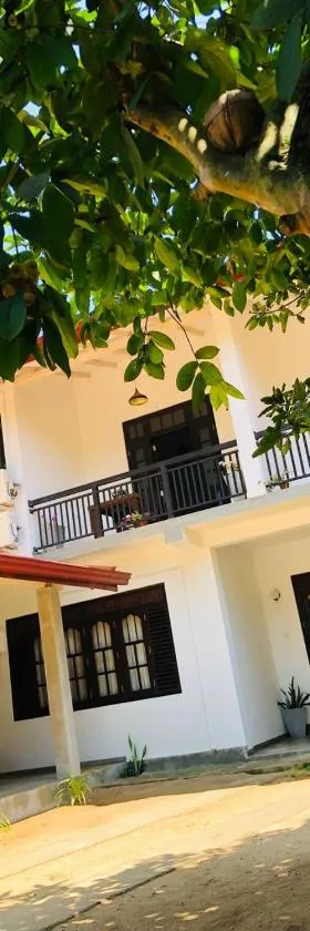 Nade Villas Ahungalla，位于阿洪加拉的酒店