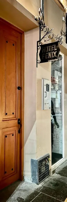 Hotel Fenix，位于Ocaña的酒店