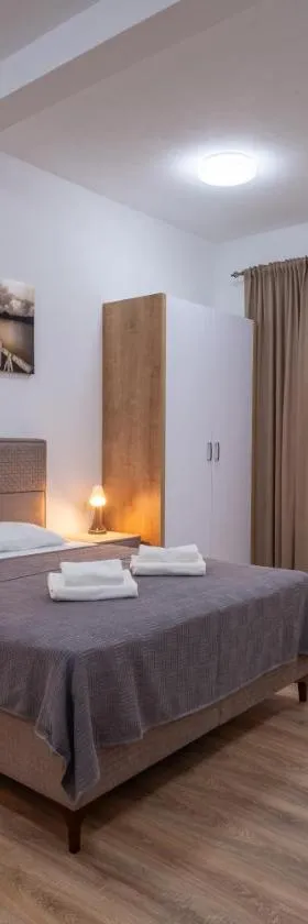 Dane Apartment Airport Podgorica，位于Mitrovići的酒店