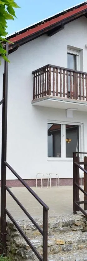 Villa LipaHills，位于Ripanj的酒店
