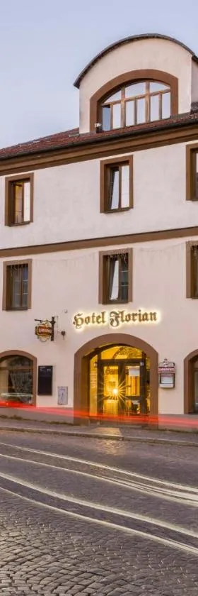 hotel Florian Sedlčany，位于塞德尔恰尼的酒店