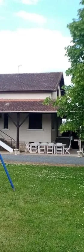 Maison à la campagne idéale famille et amis，位于Montayral的酒店