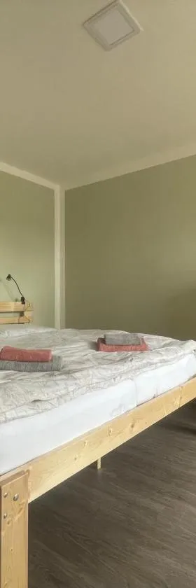 Ubytko u dědka，位于Lhotka的酒店
