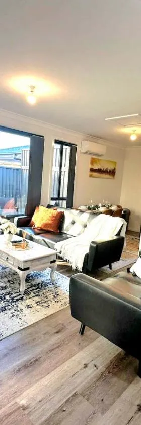 Entire 2br, hideaway，位于Narellan的酒店