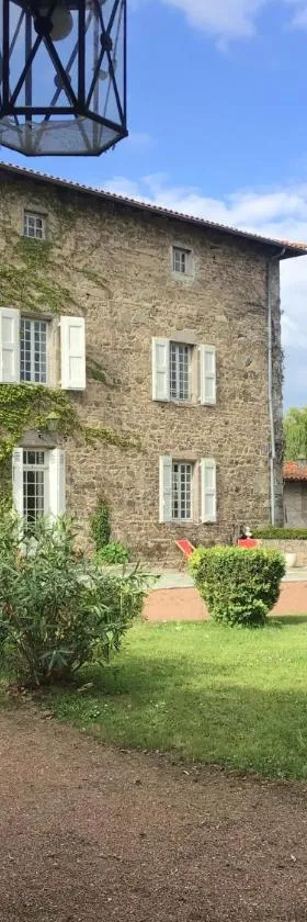 Les Tourellières，位于Arthun的酒店