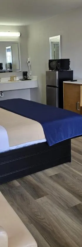 Americas Express Inn South Hill，位于南希尔的酒店