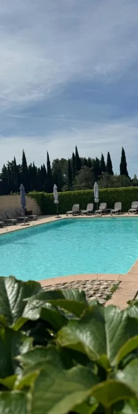 Hotel Terriciaë aux portes de Maussane les Alpilles，位于莫桑莱阿尔皮莱的酒店