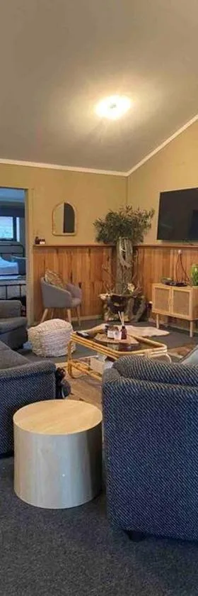 Great Lakes wilderness three bedroom home，位于Miena的酒店