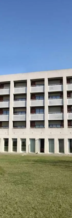 Travelodge Barcelona del Vallés，位于巴贝拉德尔瓦勒斯的酒店