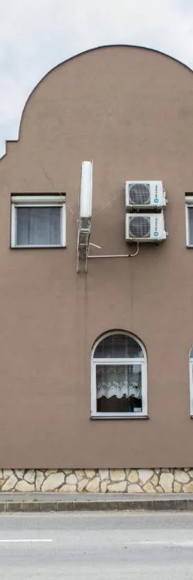 Fitt Magánszálláshely，位于Sásd的酒店