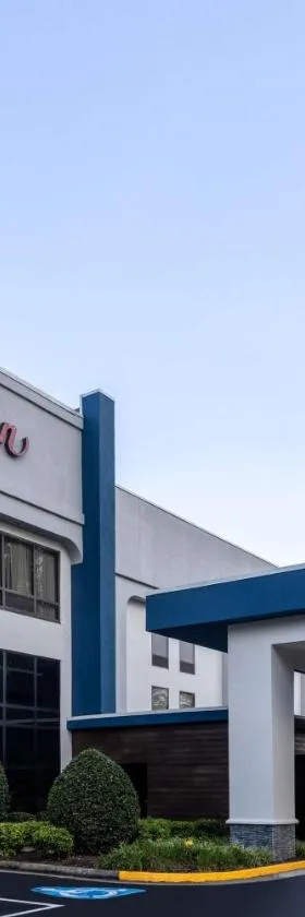 里士满西南荷尔大街希尔顿恒庭酒店，位于中洛锡安的酒店