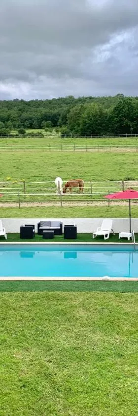 Domaine du cheval d’argent，位于Saiguède的酒店