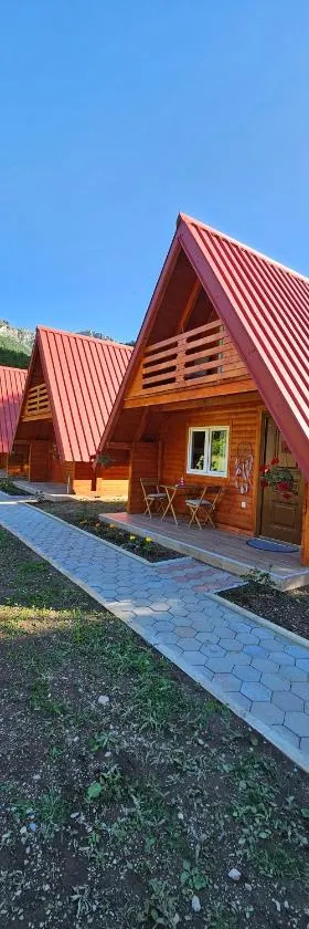 Ekoo katun Jezerca，位于Vusanje的酒店