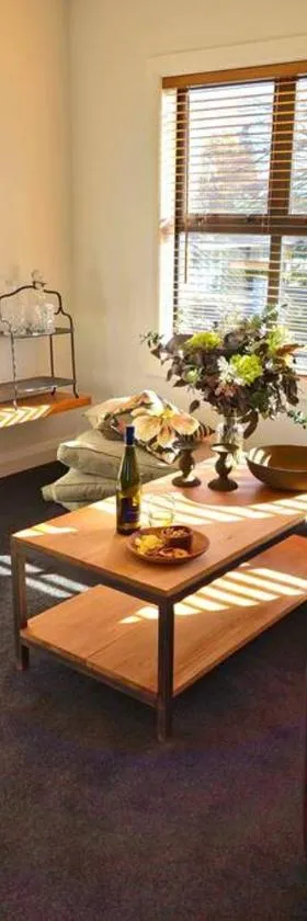 Apartment 2 - Haddin Court - Stunning Executive，位于布伦海姆的酒店