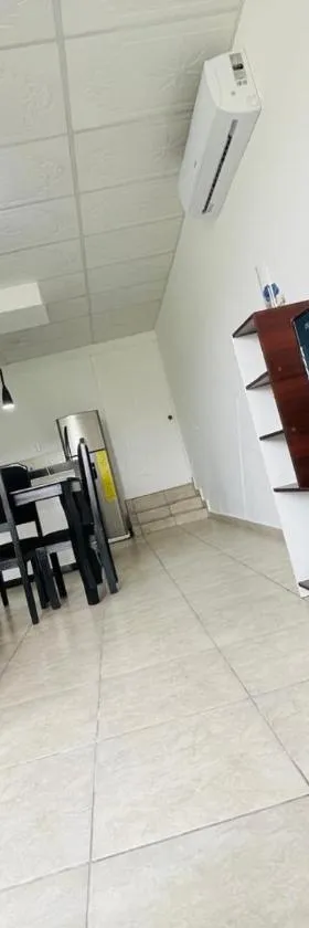 Apartamento acogedor, muy accesible en San Salvador，位于Mejicanos的酒店