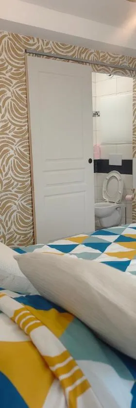 Gîte PEGASUS - 5 min plage，位于Amfréville的酒店