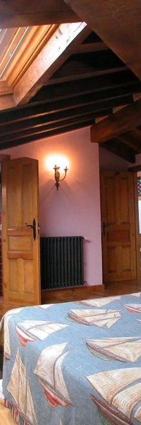 Posada de Peredo y Villa，位于科维达的酒店