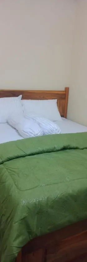 Angel homestay and shop，位于Dompu的酒店