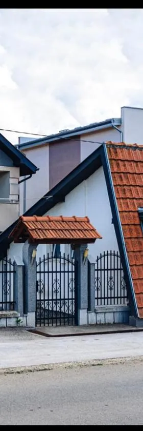 Apartmani Partaljeviċ，位于Peta的酒店