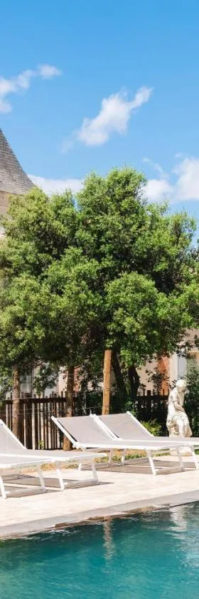 Château du Parc - Gîtes & spas à Pézenas，位于佩兹纳斯的酒店