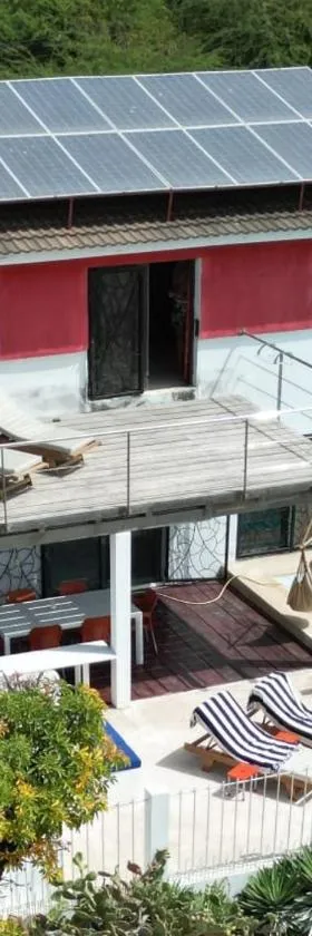 +221 Lagune Beach House，位于Mbodiène的酒店